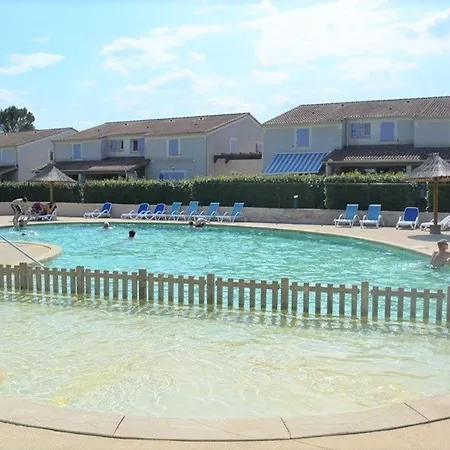 別荘 Maison Duplex 3 Pieces, Terrasse, Piscine Chauffee, Parking Gratuit - - Fr-1-382-167 *